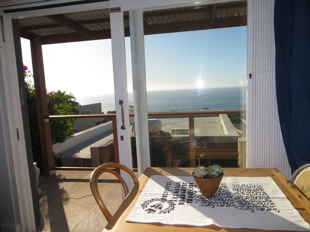Camps Bay Studio Guesthouse - Studio ケープタウン 部屋 写真