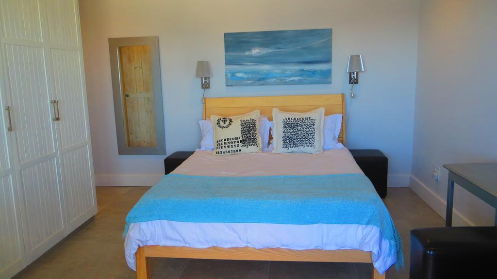 Camps Bay Studio Guesthouse - Studio ケープタウン エクステリア 写真