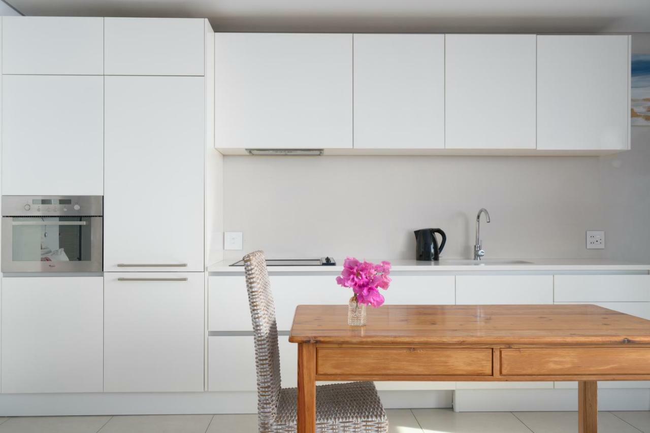 Camps Bay Studio Guesthouse - Studio ケープタウン エクステリア 写真